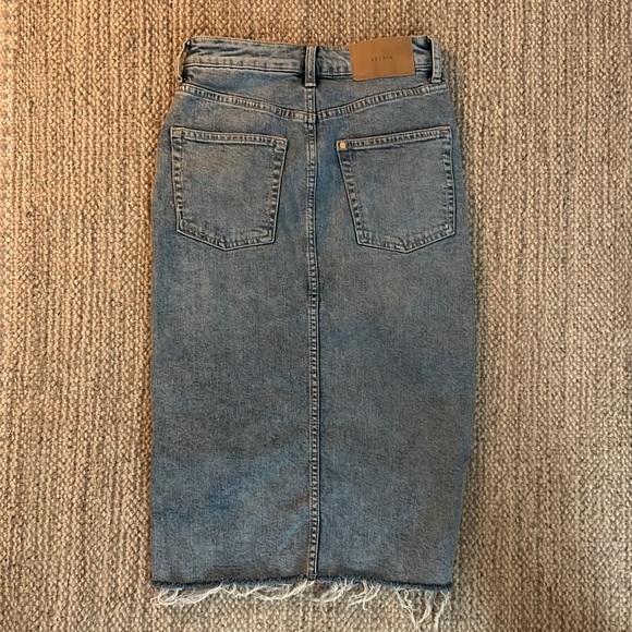 Denim Midi Skirt - Picture 3 of 4